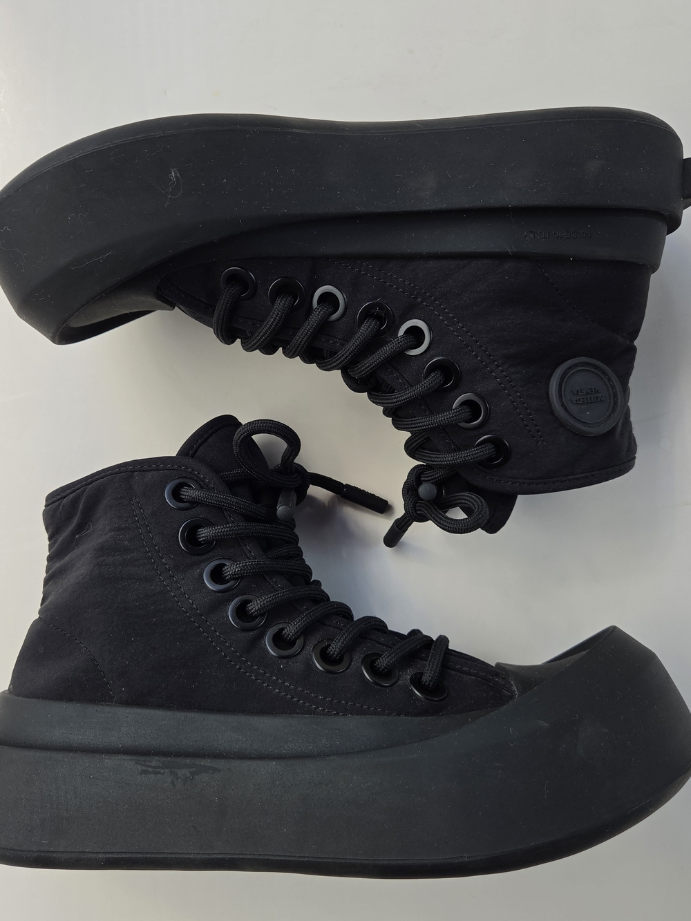Bottega Veneta Black High-Top Platform Lace-Up Sneakers